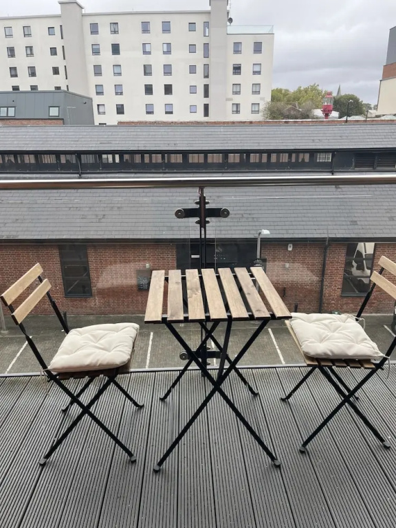 Remarkable 2-bed Apartment in Southampton