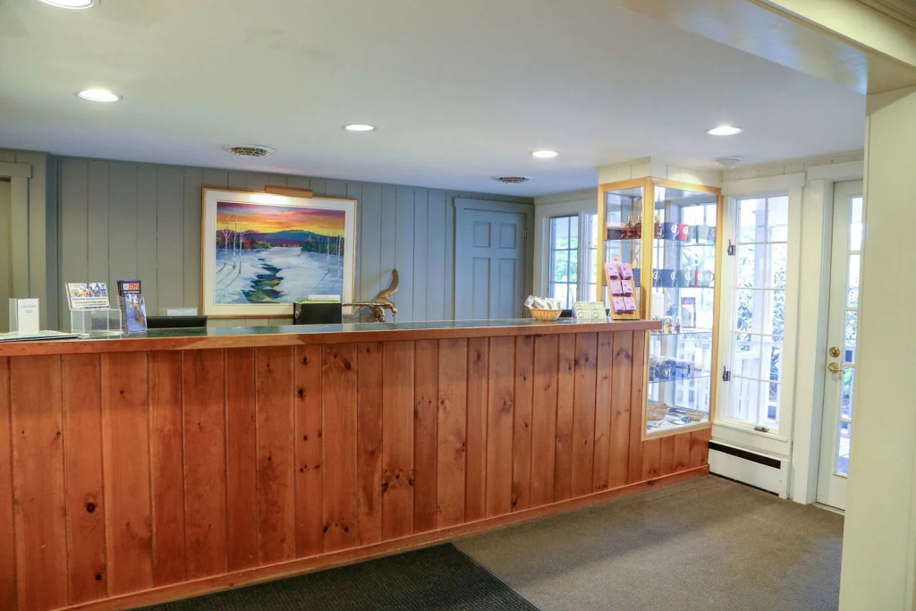 Bluebird Cady Hill Lodge