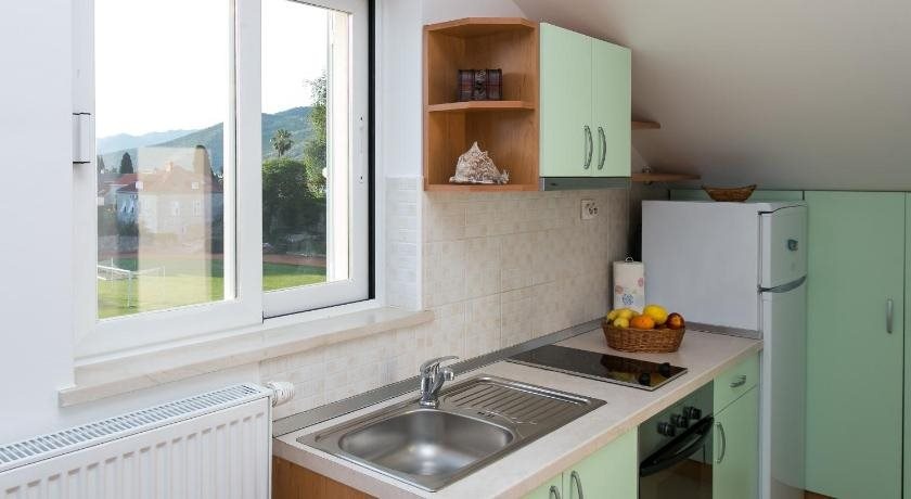 Apartments Miramare & Campara