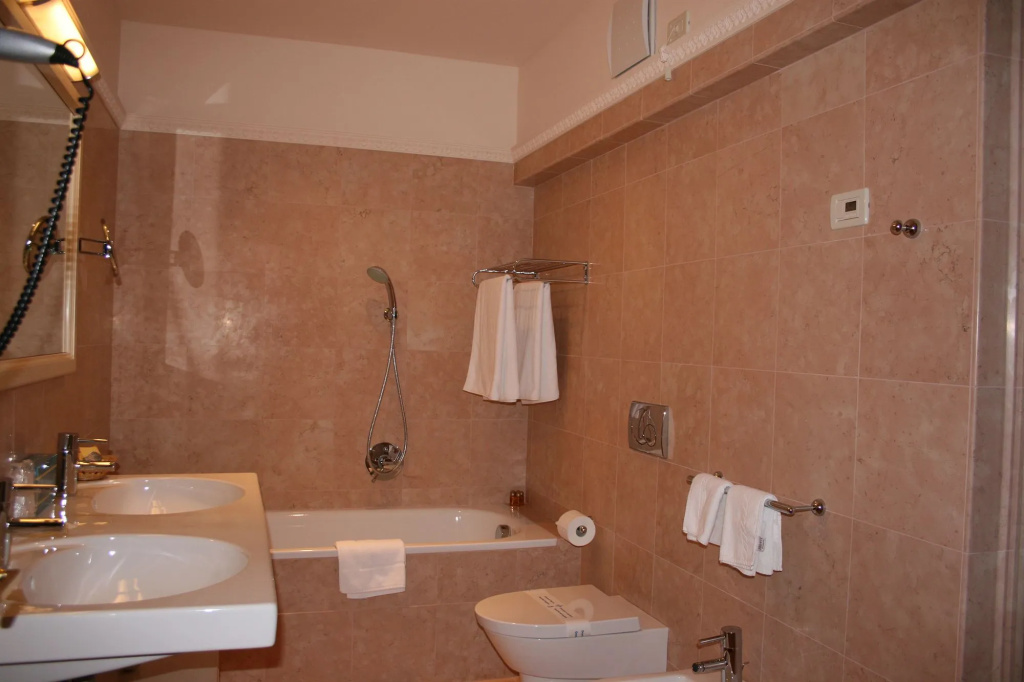 Hotel Lorenzetti