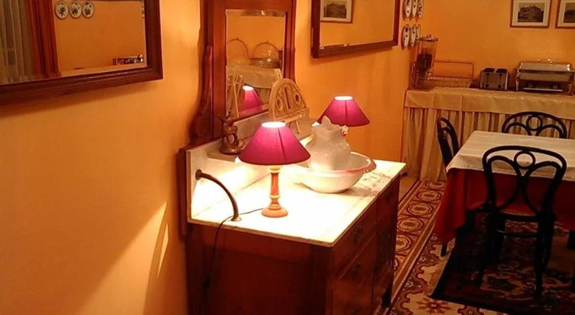 Tinion Hotel