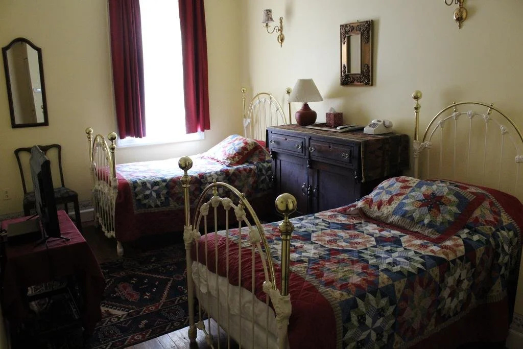 Leesburg Colonial Inn