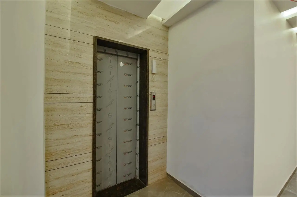Fabhotel Prime Purple Orchid