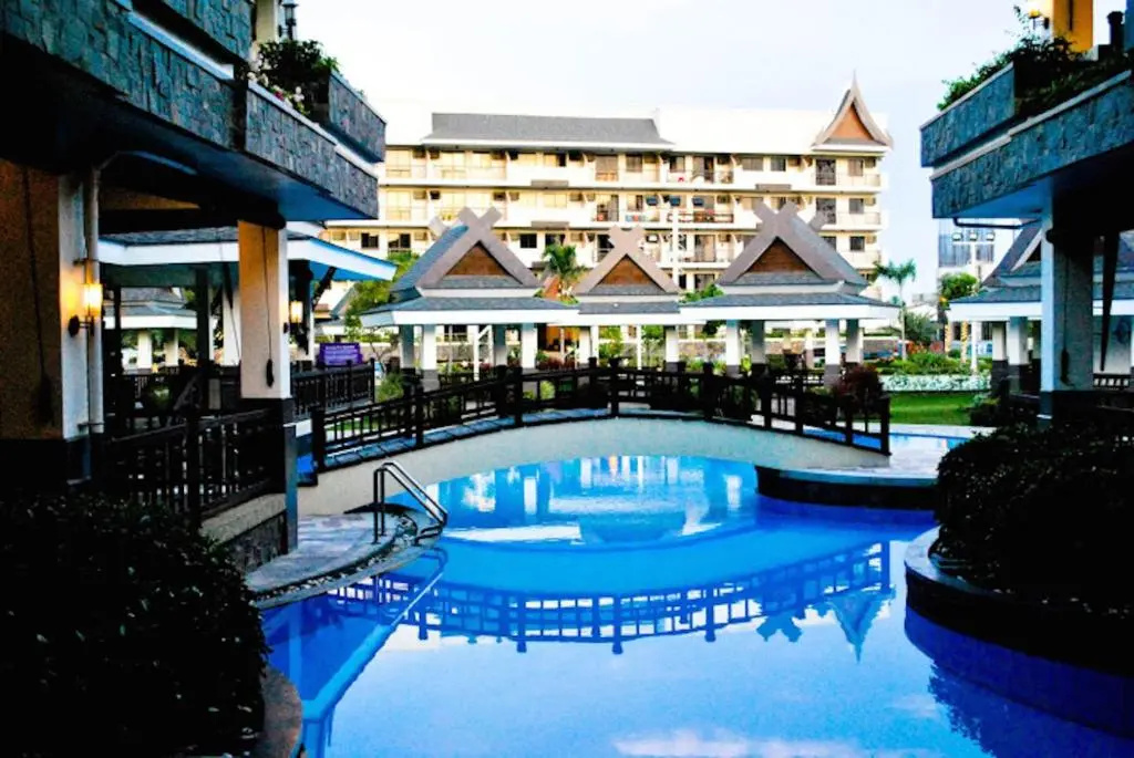 2 Bedroom Deluxe Apartment with Balcony