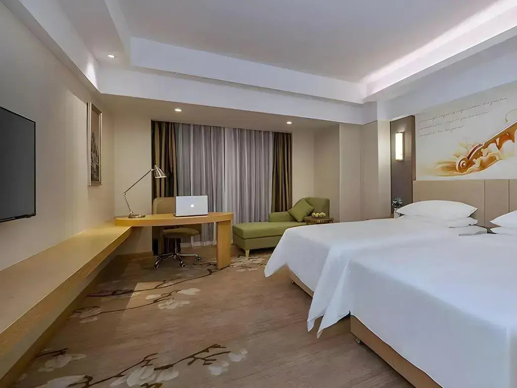Vienna International Hotel (Qidong Jiangtian Ecological Park)
