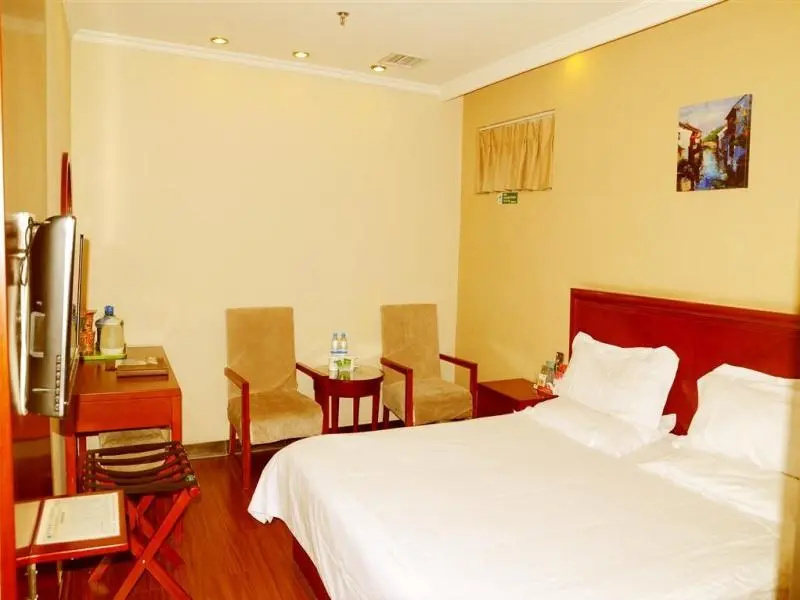 Greentree Inn Wenshang Baoxiang Temple Express Hot