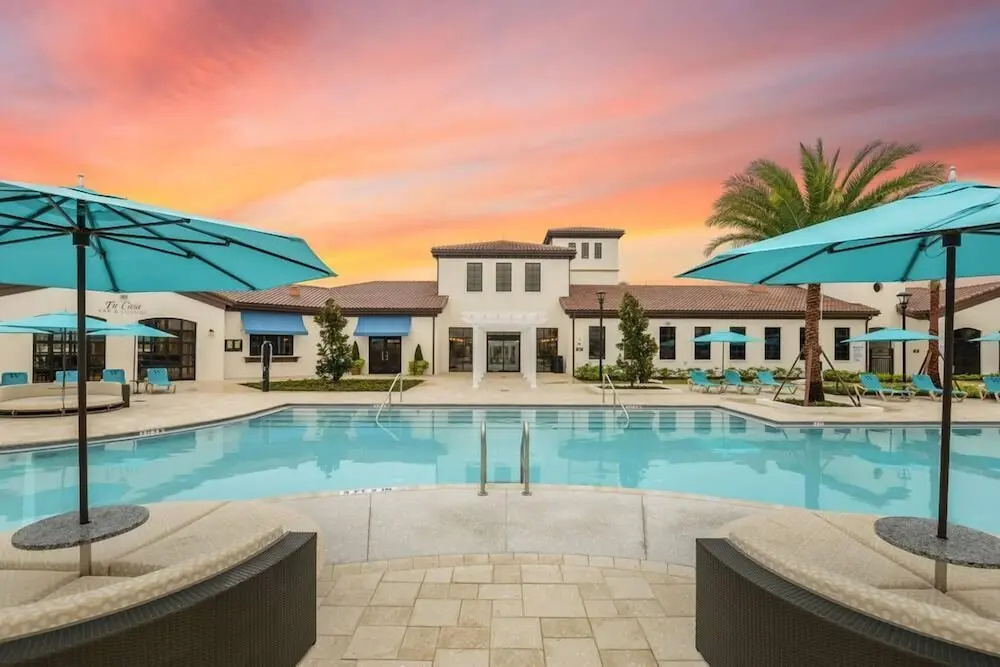 Villa W/ Pool, Movie Theater & Game Roomsleeps 20
