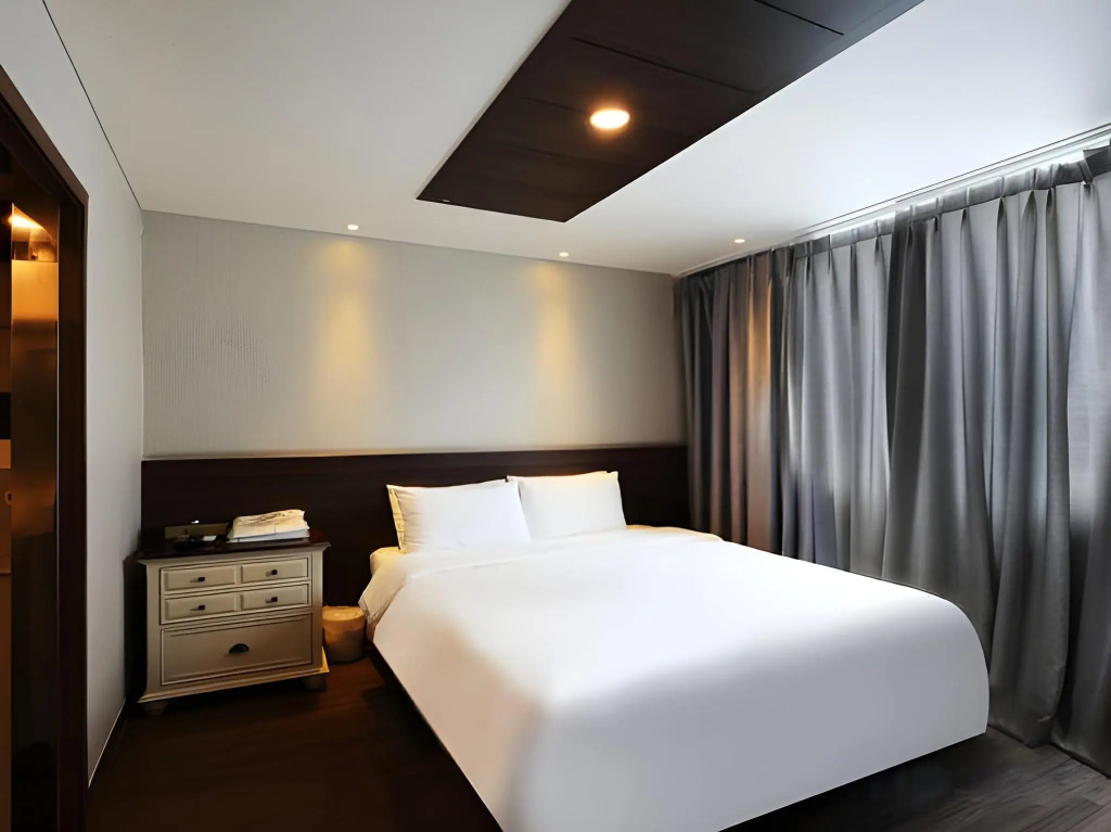 Cheongju The Mark Hotel