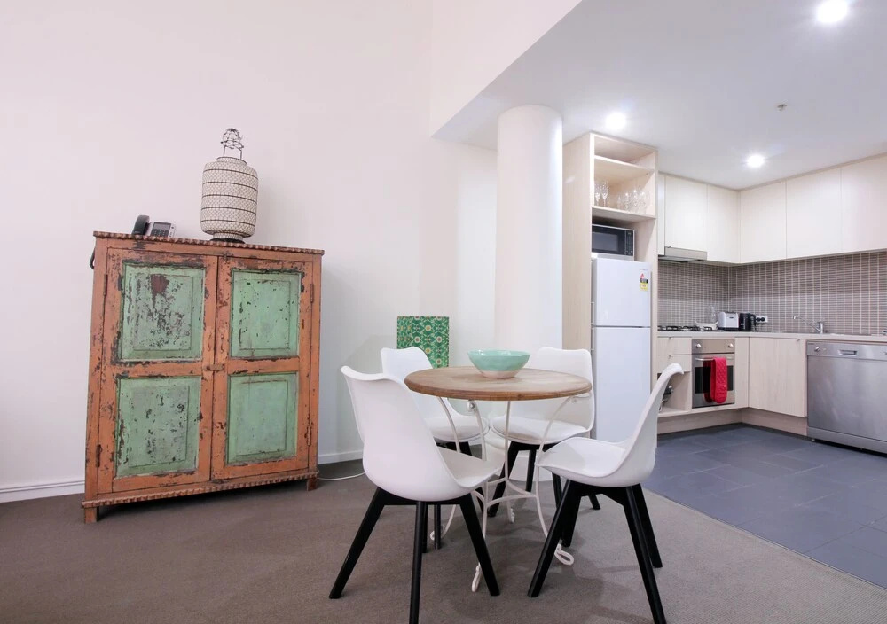 Essence of Degraves - Rejuvenate Stays