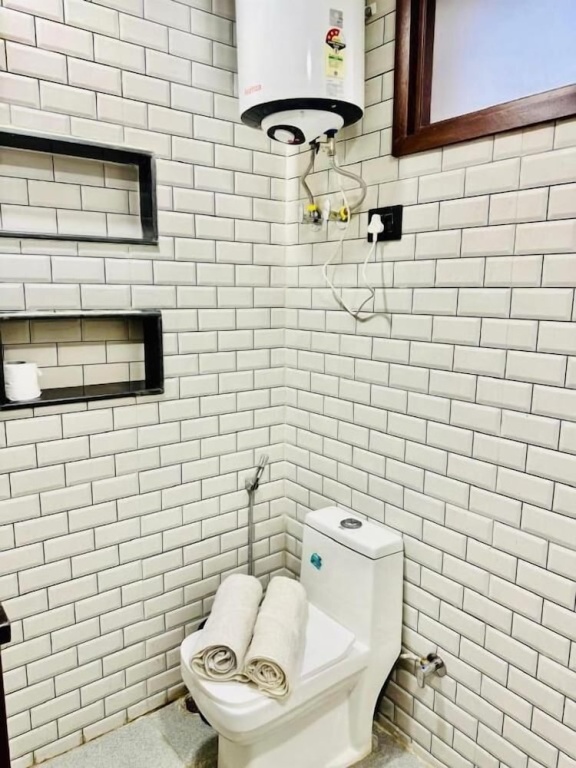 Fortune Home Service Apartment Studio, J-267 Saket
