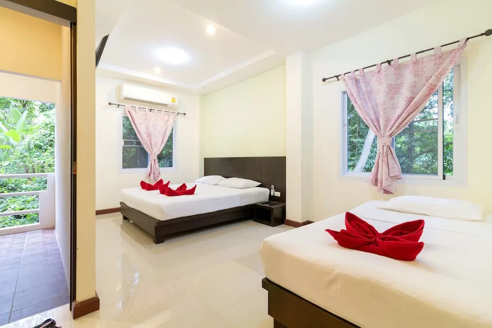 Chom Samui Place