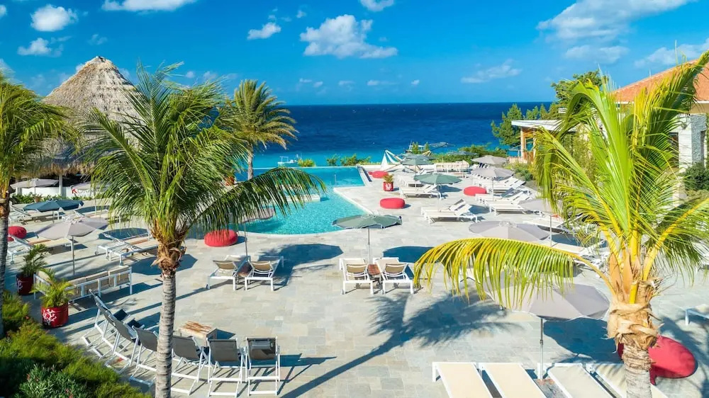 La Perla Chic Panoramic Designer Villa