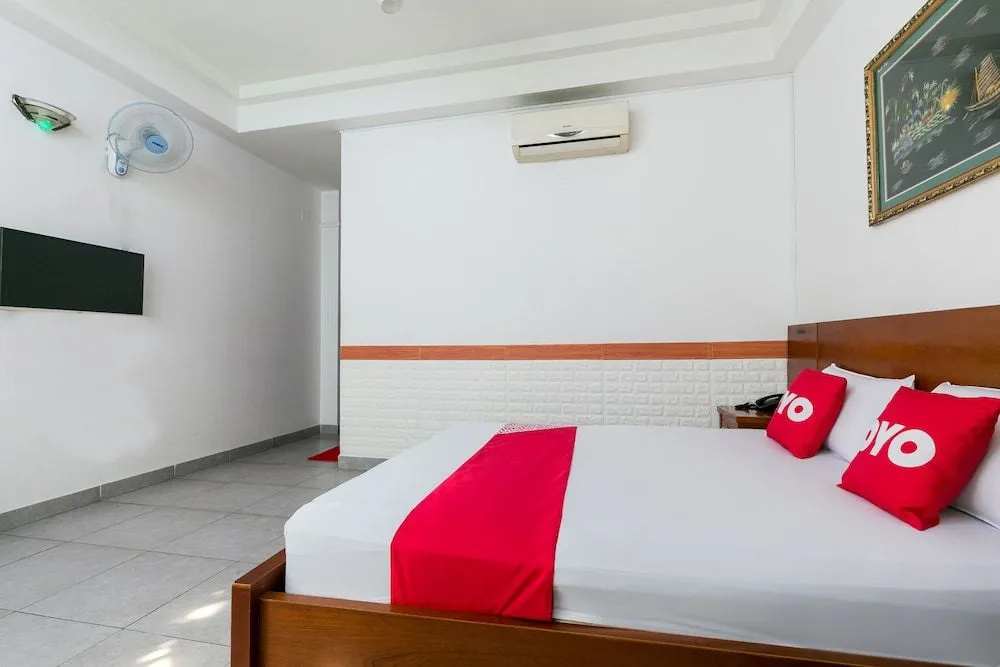 OYO 975 Trung Nam Hotel