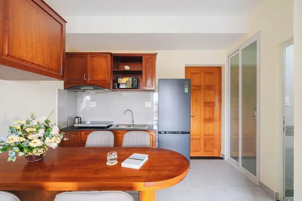 CandlePine Suites