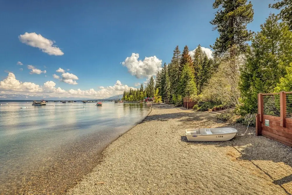 Luxe Tahoe City Cabin w/ Lake Views & Beach Access