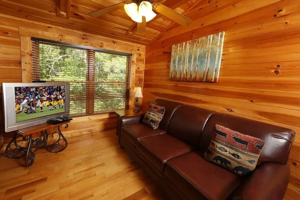 1939 Smoky Cove Cabin