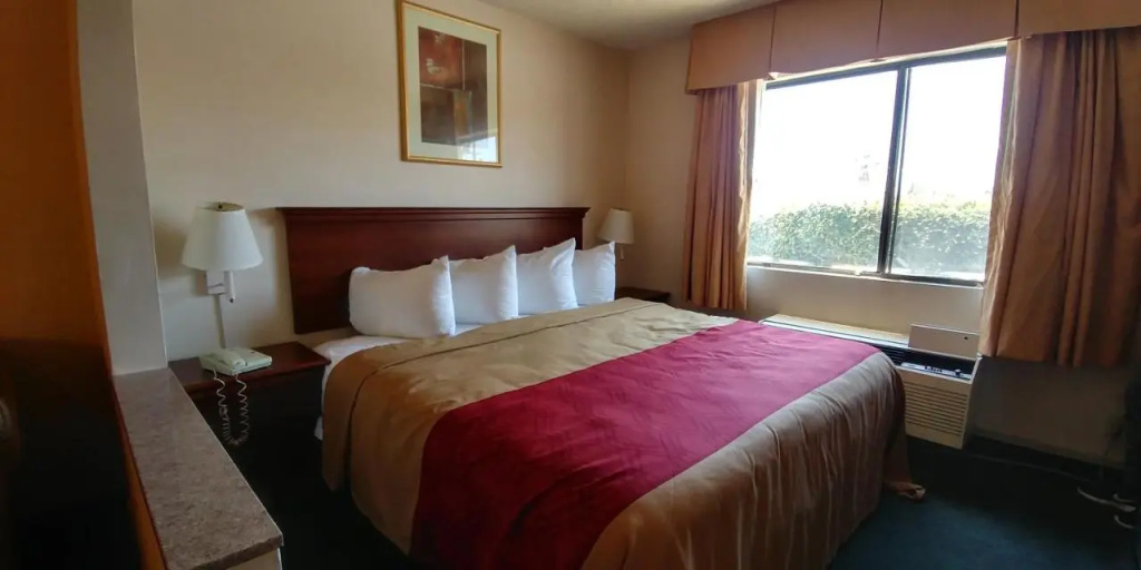 Quality Inn & Suites Artesia