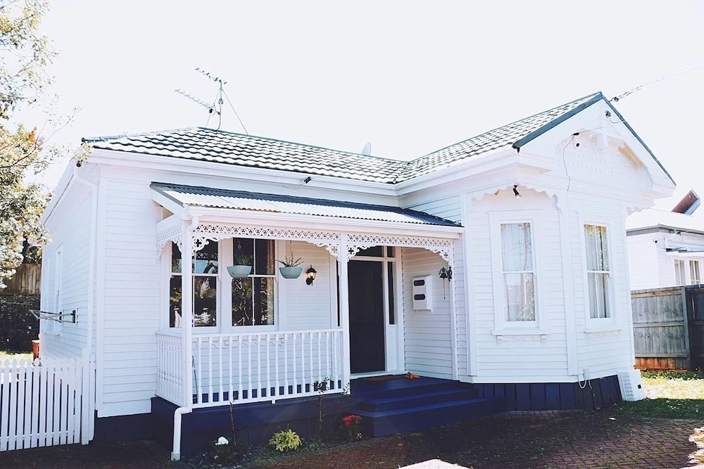 3 Bedroom Holiday Home in Mount Eden