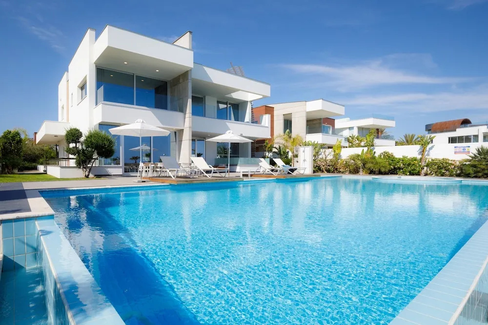 Beachfront Luxury Villa Tranquility