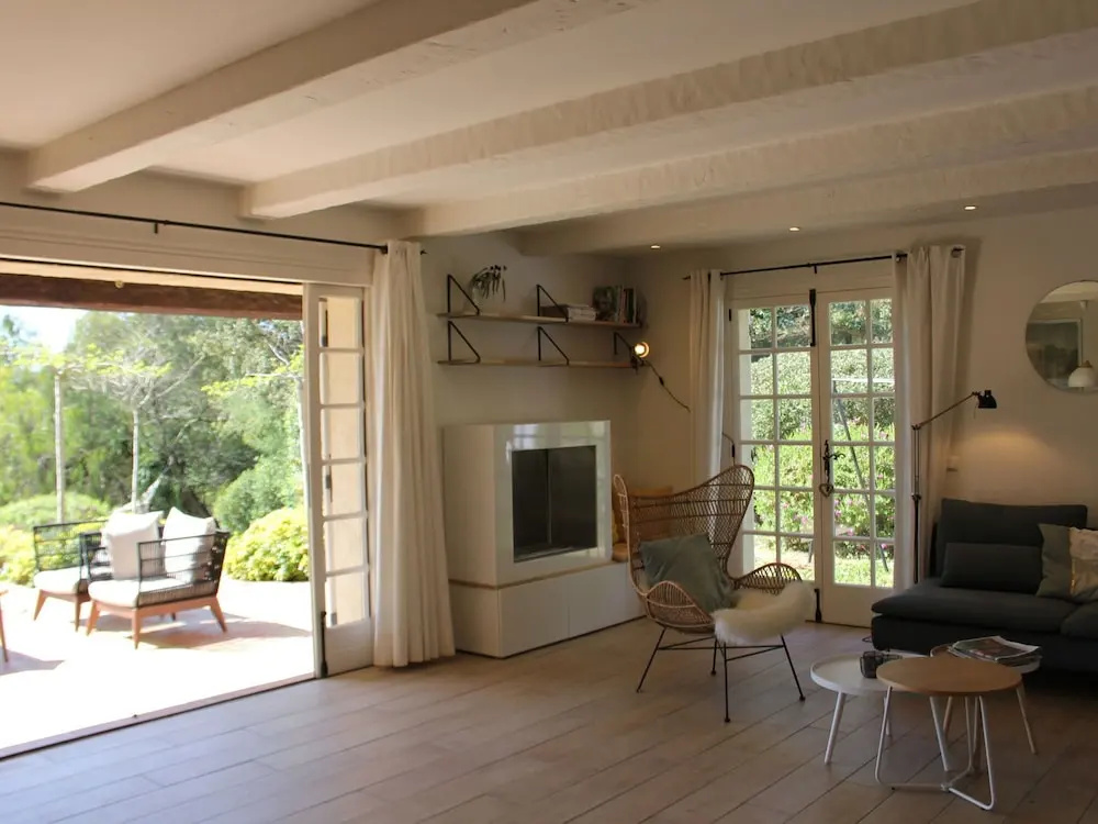 Southern French Villa With Private Pool and Stunning Views of the Mediterranean Sea