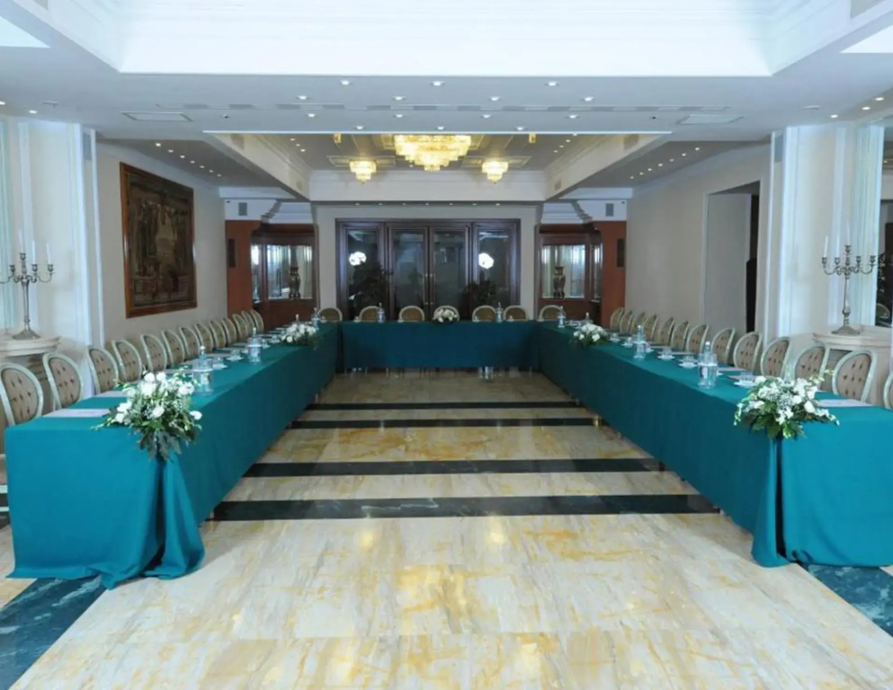 LH Hotel Domus Caesari
