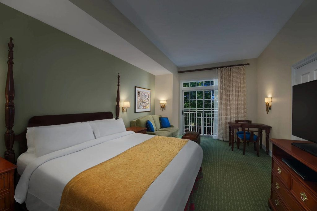 Marriotts Manor Club at Fords Colony