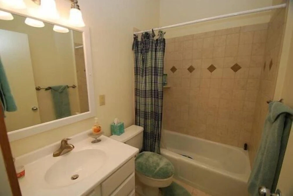 Red Fox Town home 3 Bedroom Apartment by Key to the Rockies