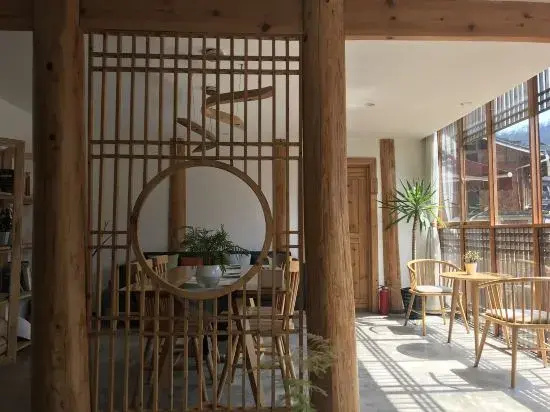 Jiuqi Xijiang Qijian Hostel