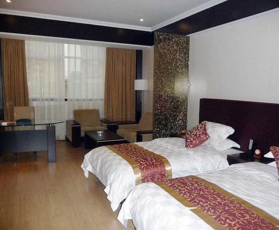 Guodong Chengdu Grand Hotel