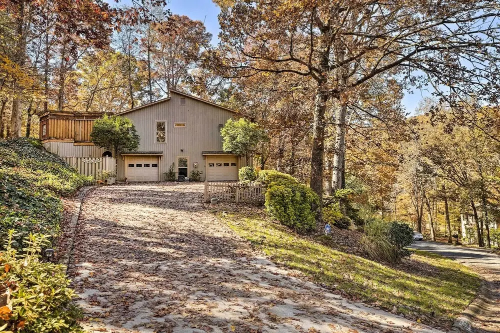 Hilltop Marietta Apt w/ Custom Design & Decor!