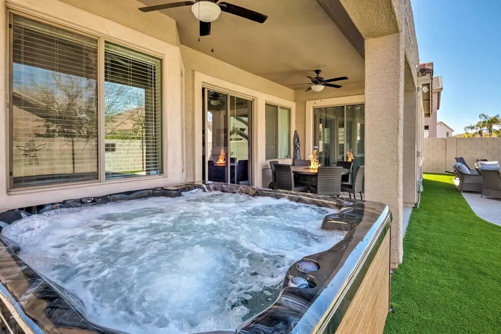 Group Fun in Glendale! Getaway w/ Private Pool