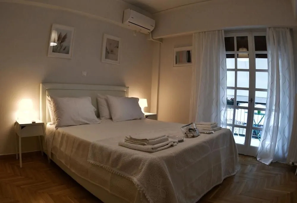 Top Koukaki Location 2 Bedrooms