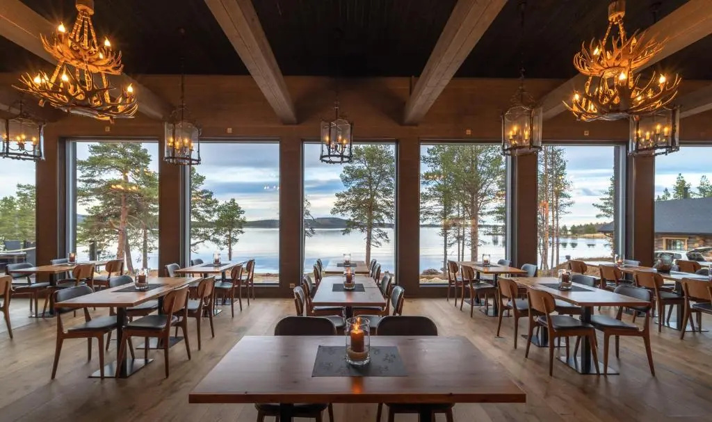 Wilderness Hotel Inari & Igloos