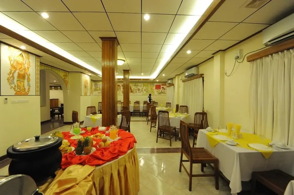 Sky Palace Hotel Bagan