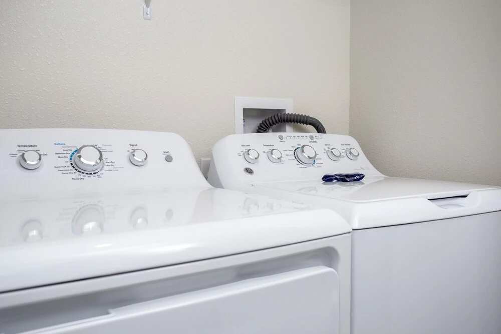 Sanitized! Gorgeous Family Getaway 4Bd Home w/ Pool Close to Disney 4983