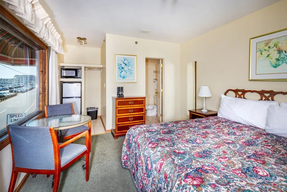 Sea Spiral Suites