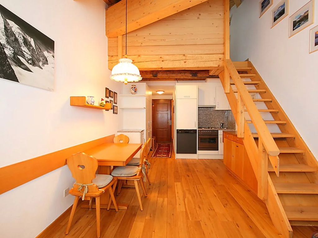 Apartment 594 Silvaplana-Surlej