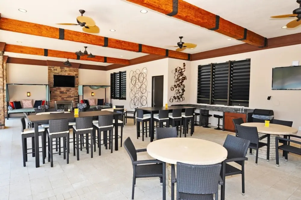 Solterra Six-bedroom