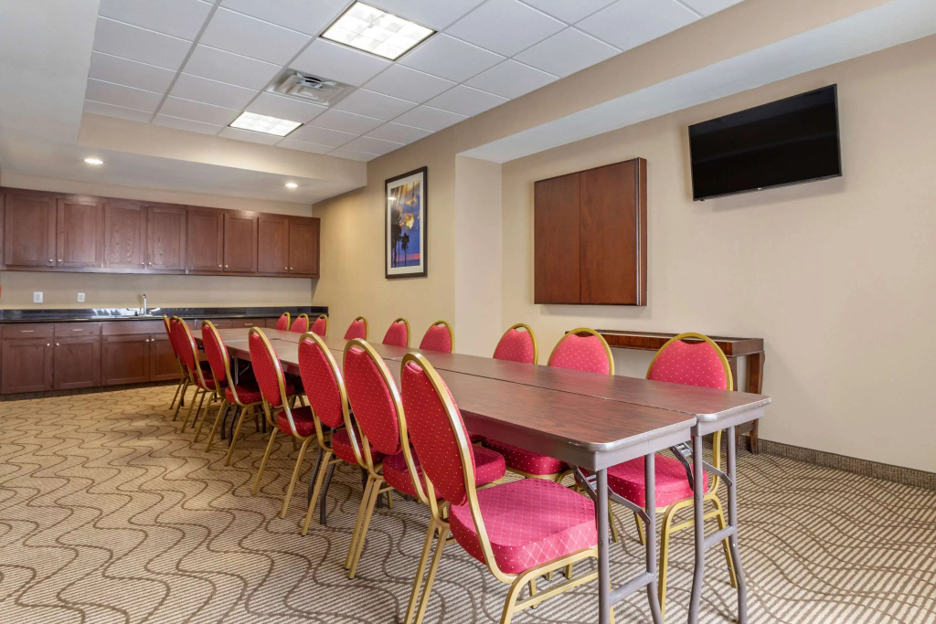 Comfort Inn & Suites Port Arthur-Port Neches
