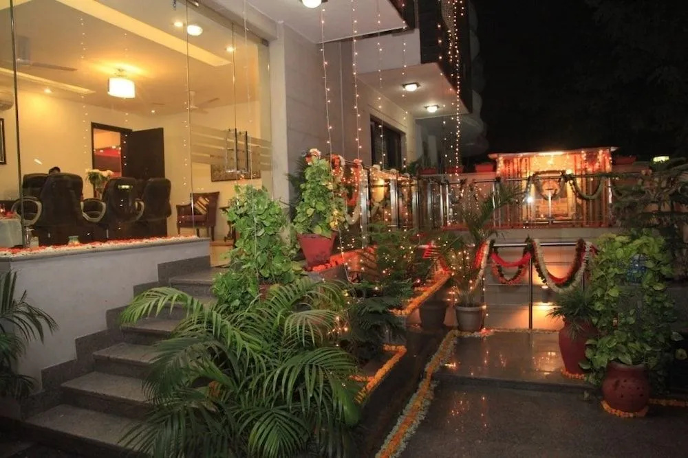 Indiyaah Inn