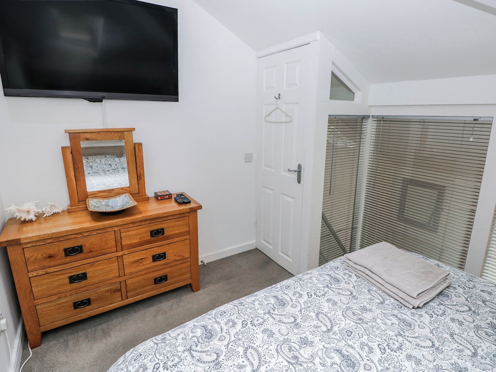 Trelessy Lodge