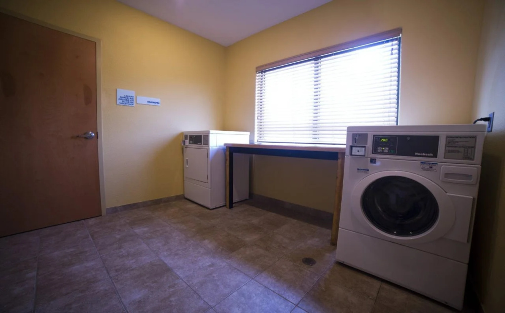 Holiday Inn Express Hotel & Suites Atlanta East - Lithonia by IHG