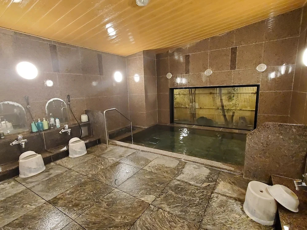 Hotel Route-Inn Dai-ni Kameyama Inter