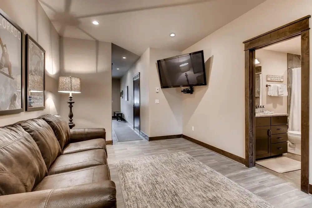 3br River Run Townhome-r65 With Mtn Views, Kids Ski Free 3 Bedroom Townhouse by RedAwning