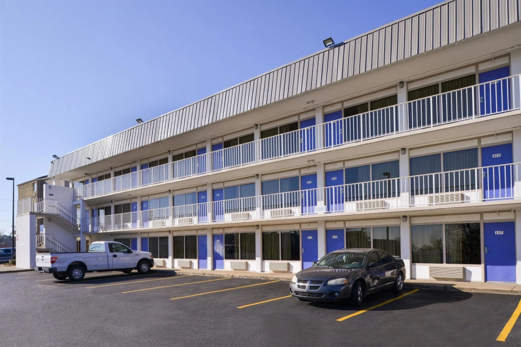 Motel 6-Little Rock, AR - West
