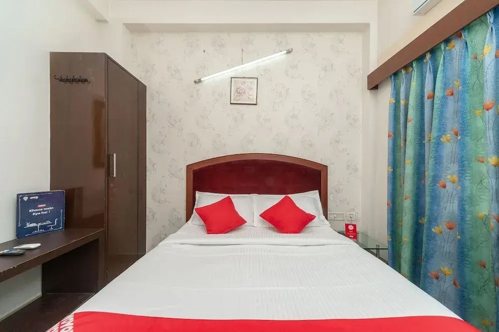 Rajeswari Tower by OYO Rooms