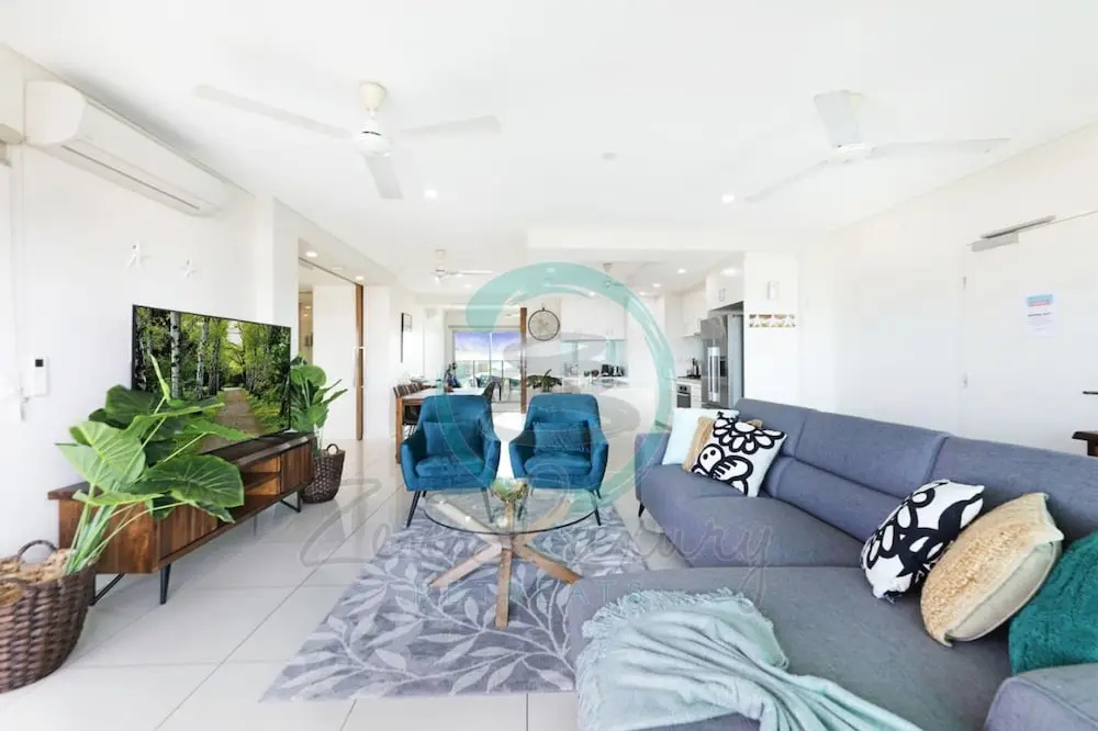 Zen Seabreeze Workdesk Balcony Dining Seaview