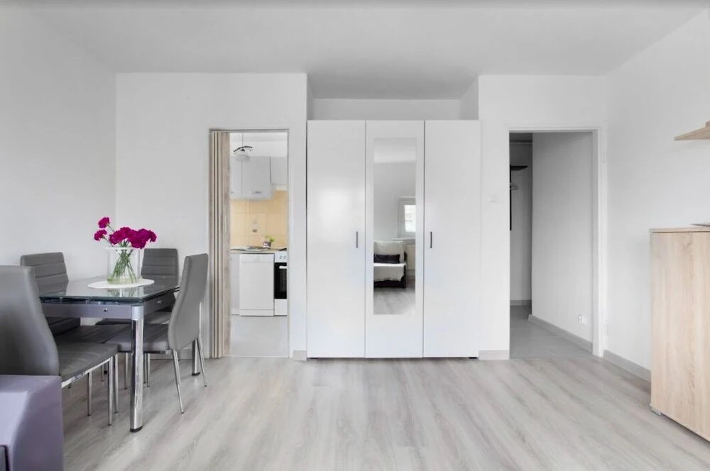 Elite Apartments Idea