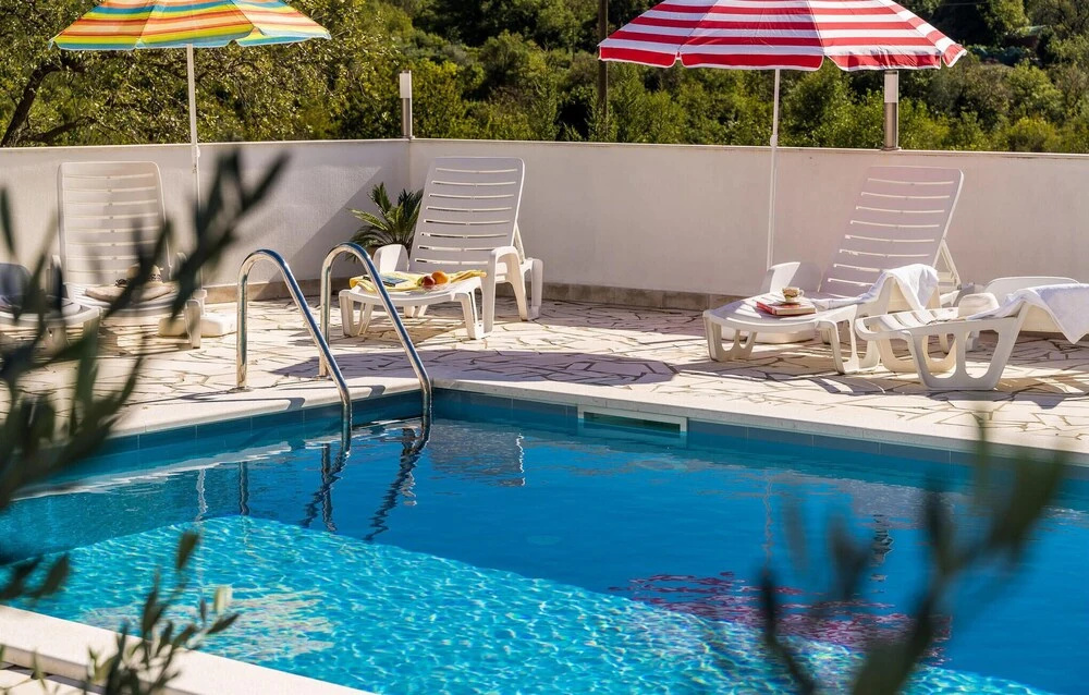 Stunning Apartment in Vitaljina With 3 Bedrooms, Wifi and Outdoor Swimming Pool