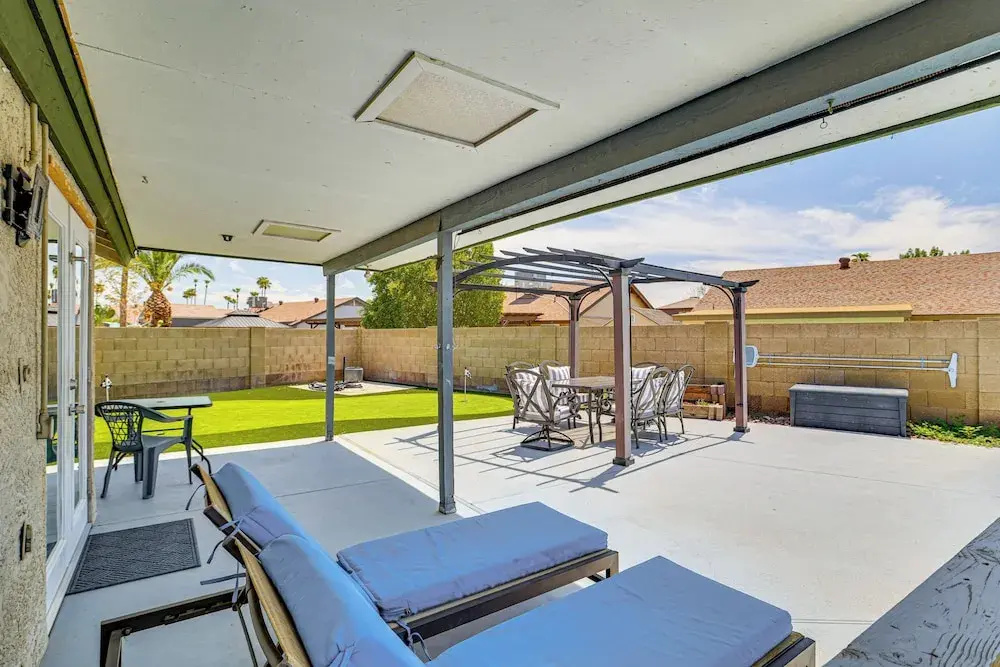 Welcoming Retreat w/ Pool & Patio in Peoria!